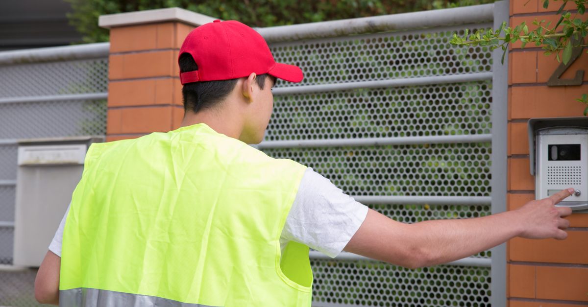 locksmith hands door — Springfield A1 Locksmith